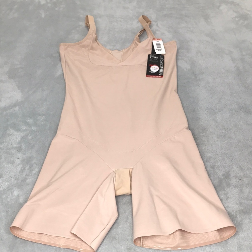 Miraclesuit Flexible Fit Plus Size Singlette Nude Size 3X New